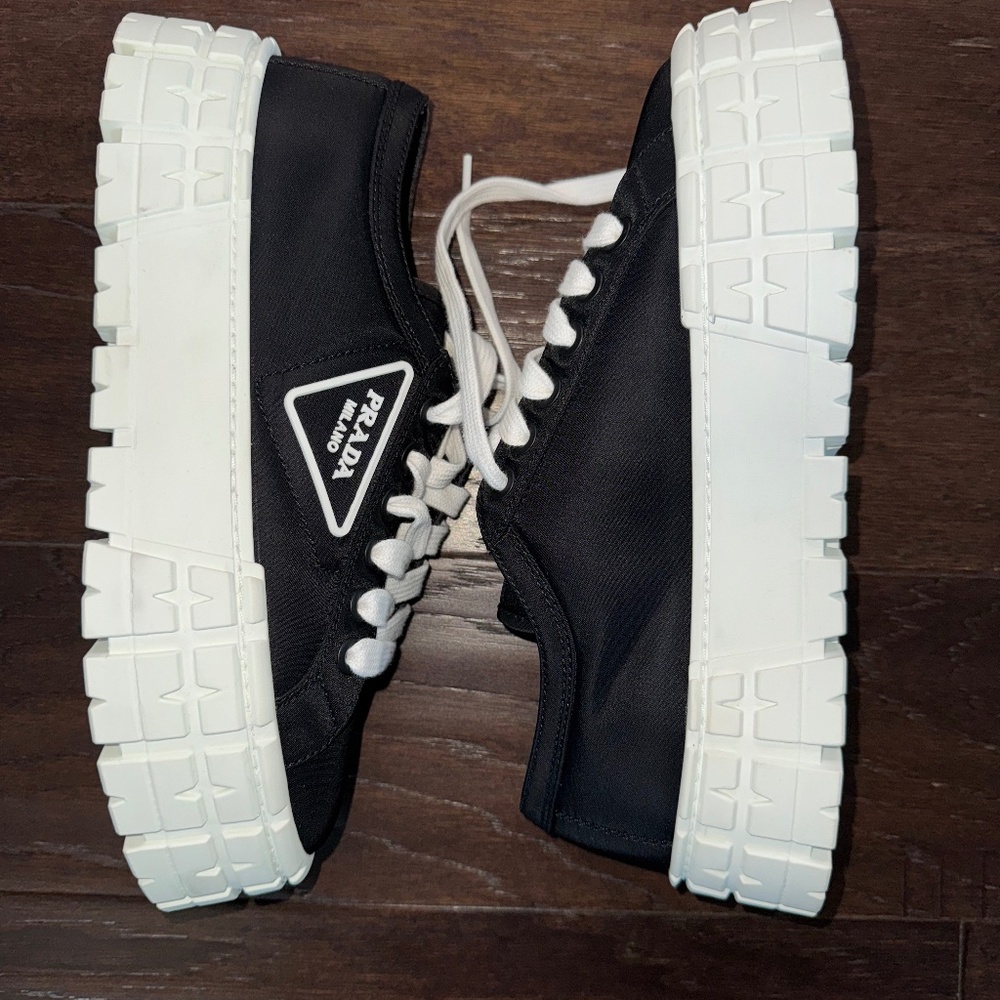 Prada Double Wheel Re-Nylon Sneakers